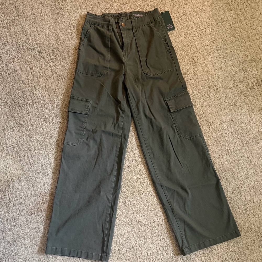 wild fable Olive Green Wide-Leg Cargo Pants
